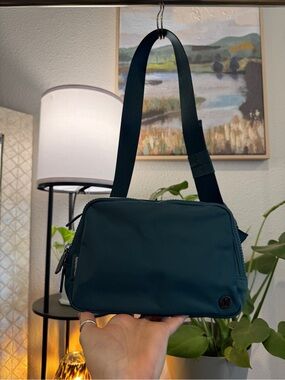 Lululemon Green Jasper Everywhere Belt Bag Large 2L